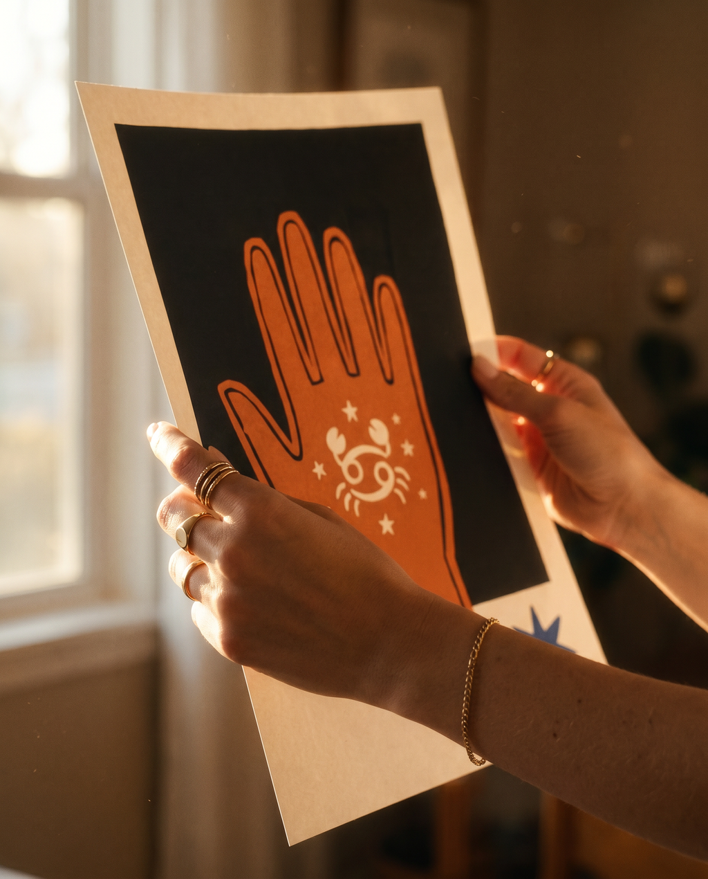 Krebs Modern Folk Poster, in den Händen gehalten